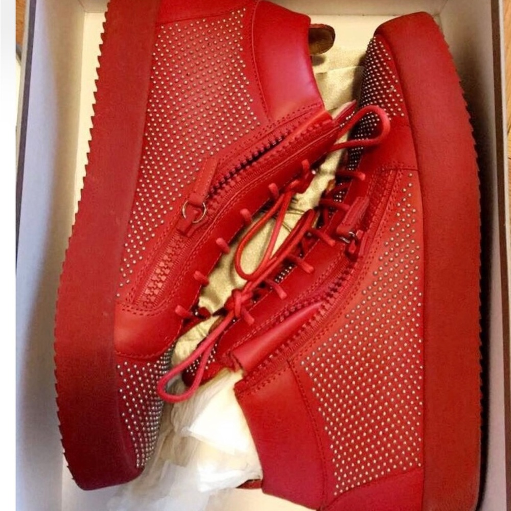 Men’s designer sneakers